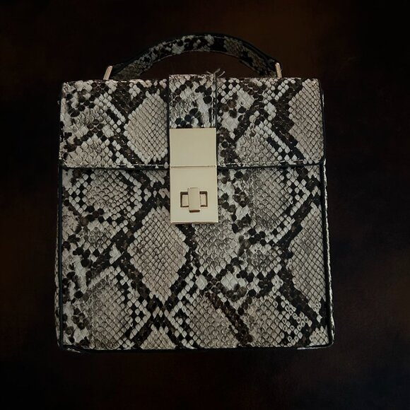 NWT Mango Crossbody Snake Print Bag With Shoulder Strap - Picture 4 of 12